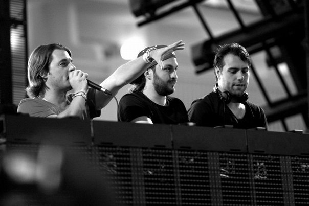 Swedish House Mafia Photo (   )    