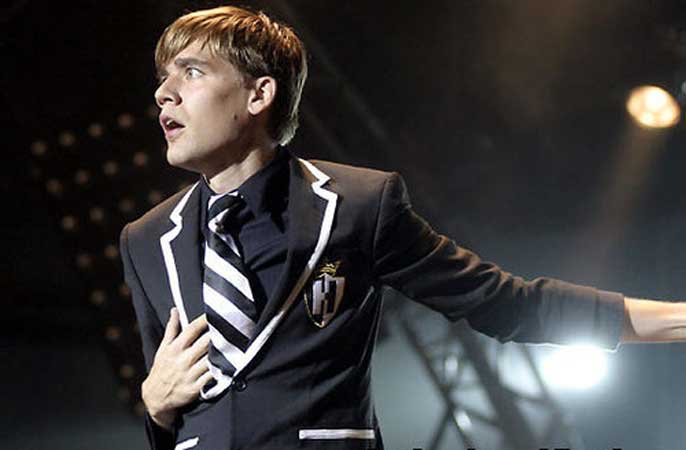 The Hives Photo ( )   /  - 1
