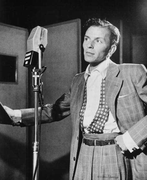 Frank Sinatra Photo (  )   /  - 1