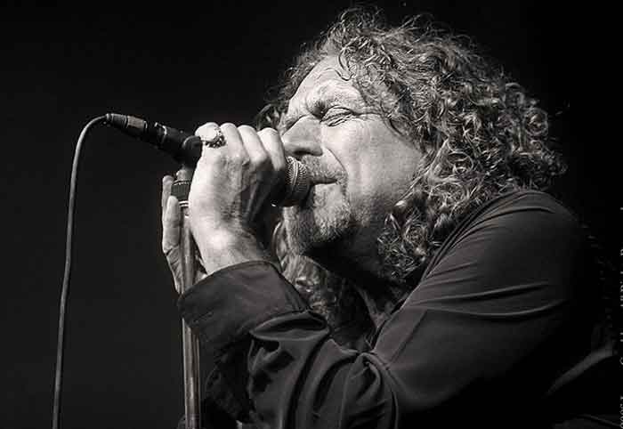 Robert Plant Photo (  )   /  - 1