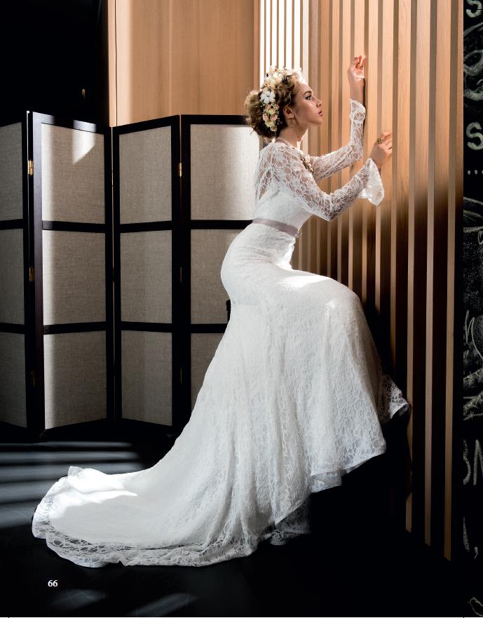 Анастасия Михайлюта примерила белое свадебное платье