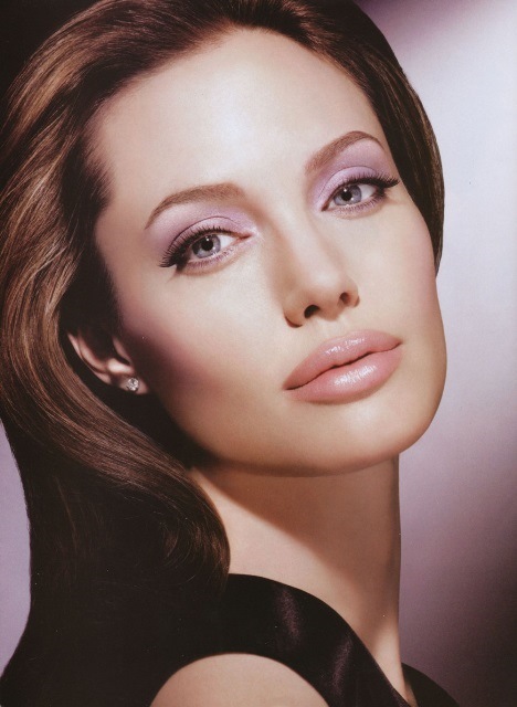 Angelina Jolie Photo (Анджелина Джоли Фото) голливудская актриса, самая красивая женщина в мире, жена Бреда Питта