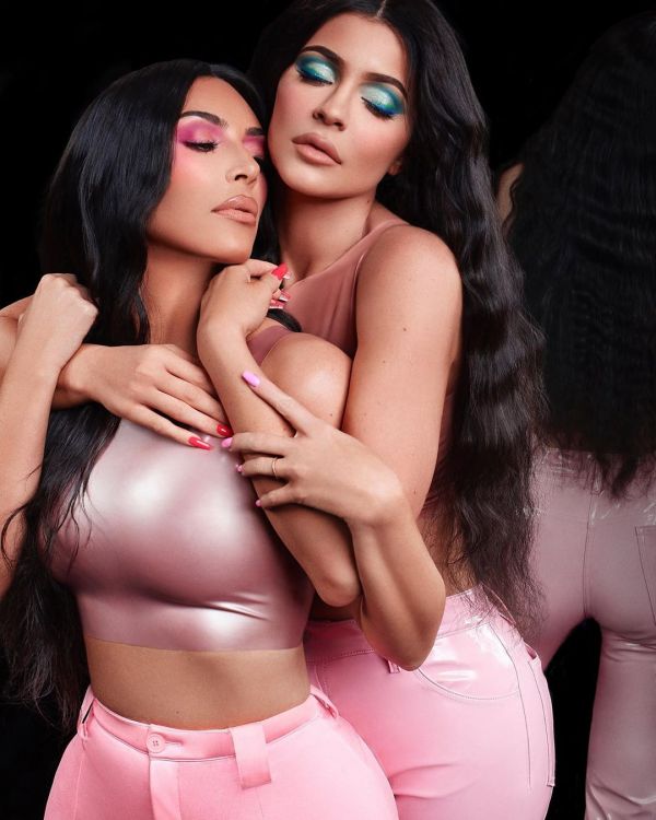 Ким Кардашьян (Kimberly Noel Kardashian/Kim Kardashian) Фото - модель, дизайнер, прославилась секс-видео