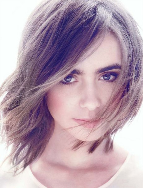 Lily Collins Photo (  )  