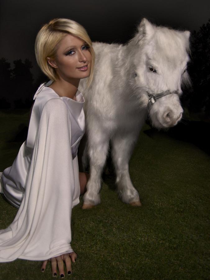 Paris Hilton Photo (Перис Хилтон) американская певица,голливудская актриса,самая знаменитая блондинка,миллионерша