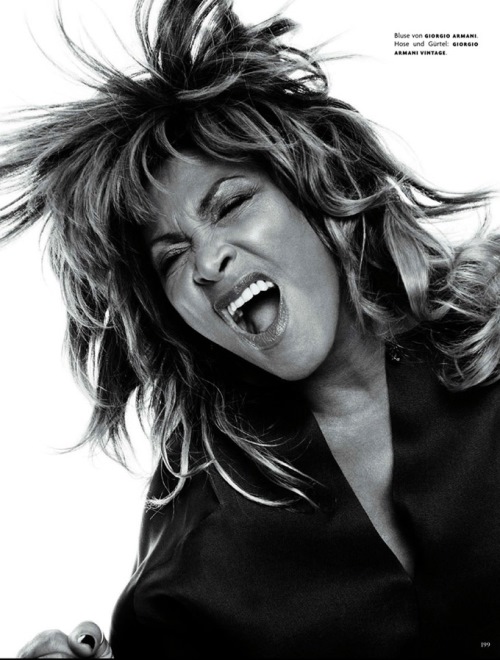 Tina Turner Photo (  )   /  - 7